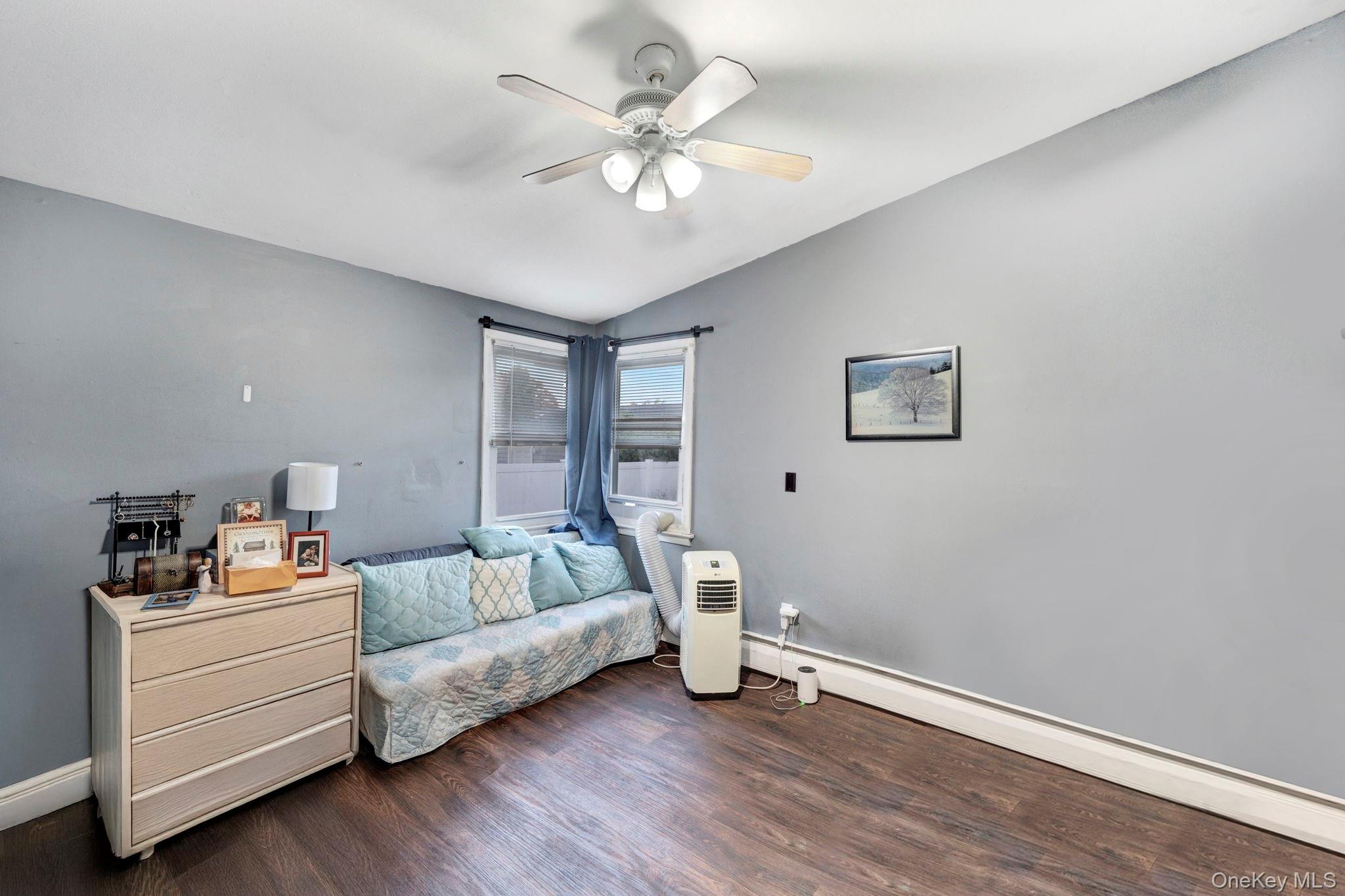 #18 photo, 64 Montgomery Avenue, サフォーク郡 West Babylon , NY 11704