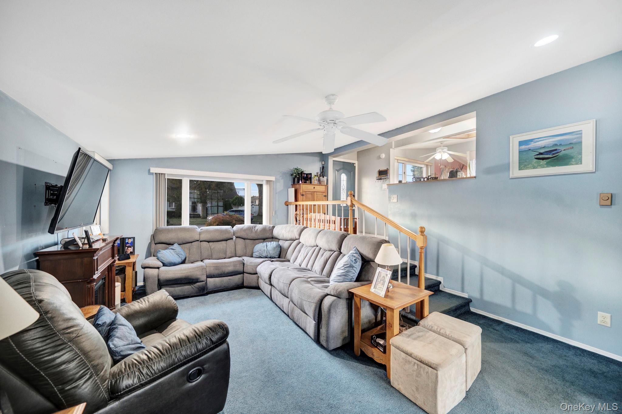 #4 photo, 64 Montgomery Avenue, サフォーク郡 West Babylon , NY 11704