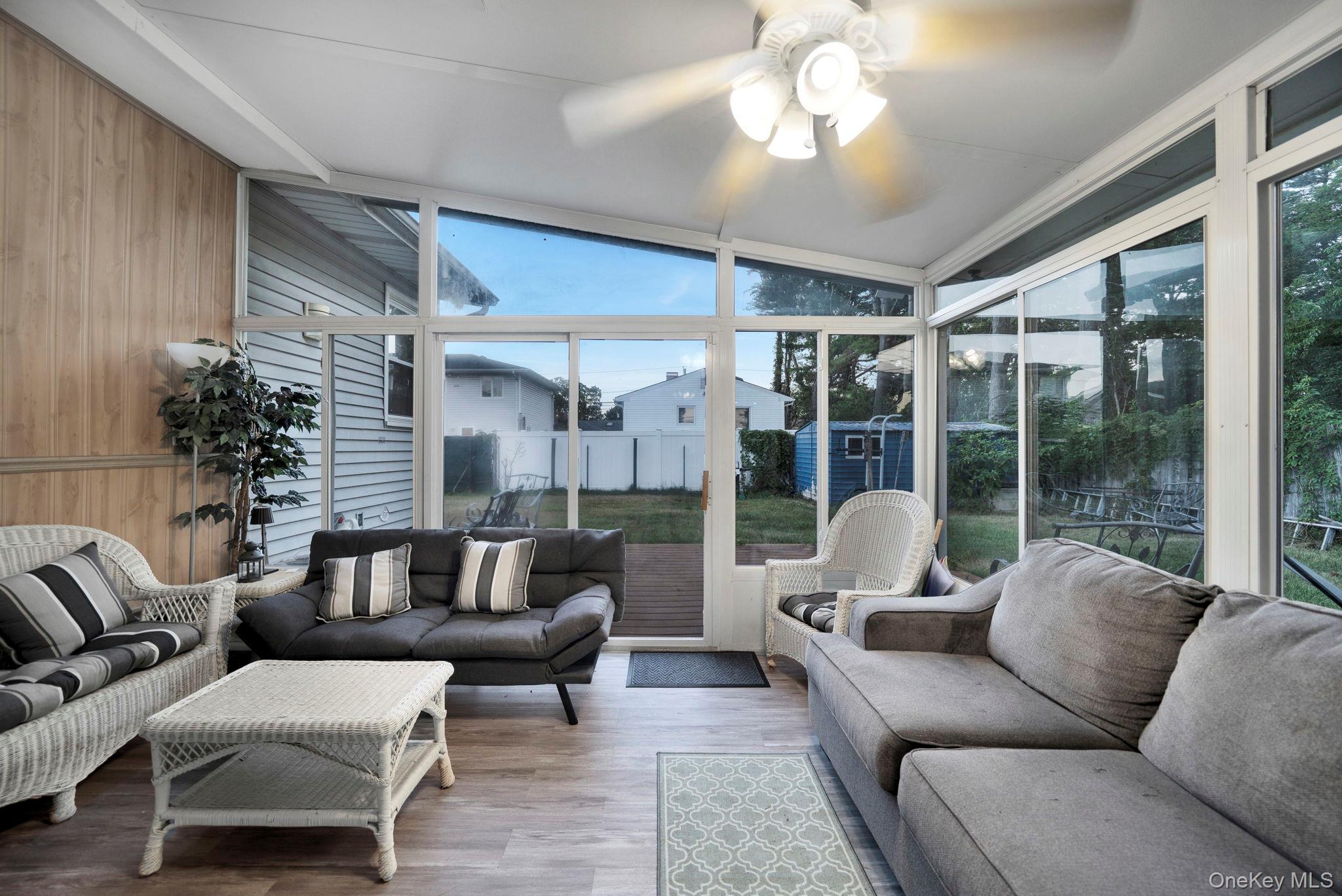 #6 photo, 64 Montgomery Avenue, サフォーク郡 West Babylon , NY 11704