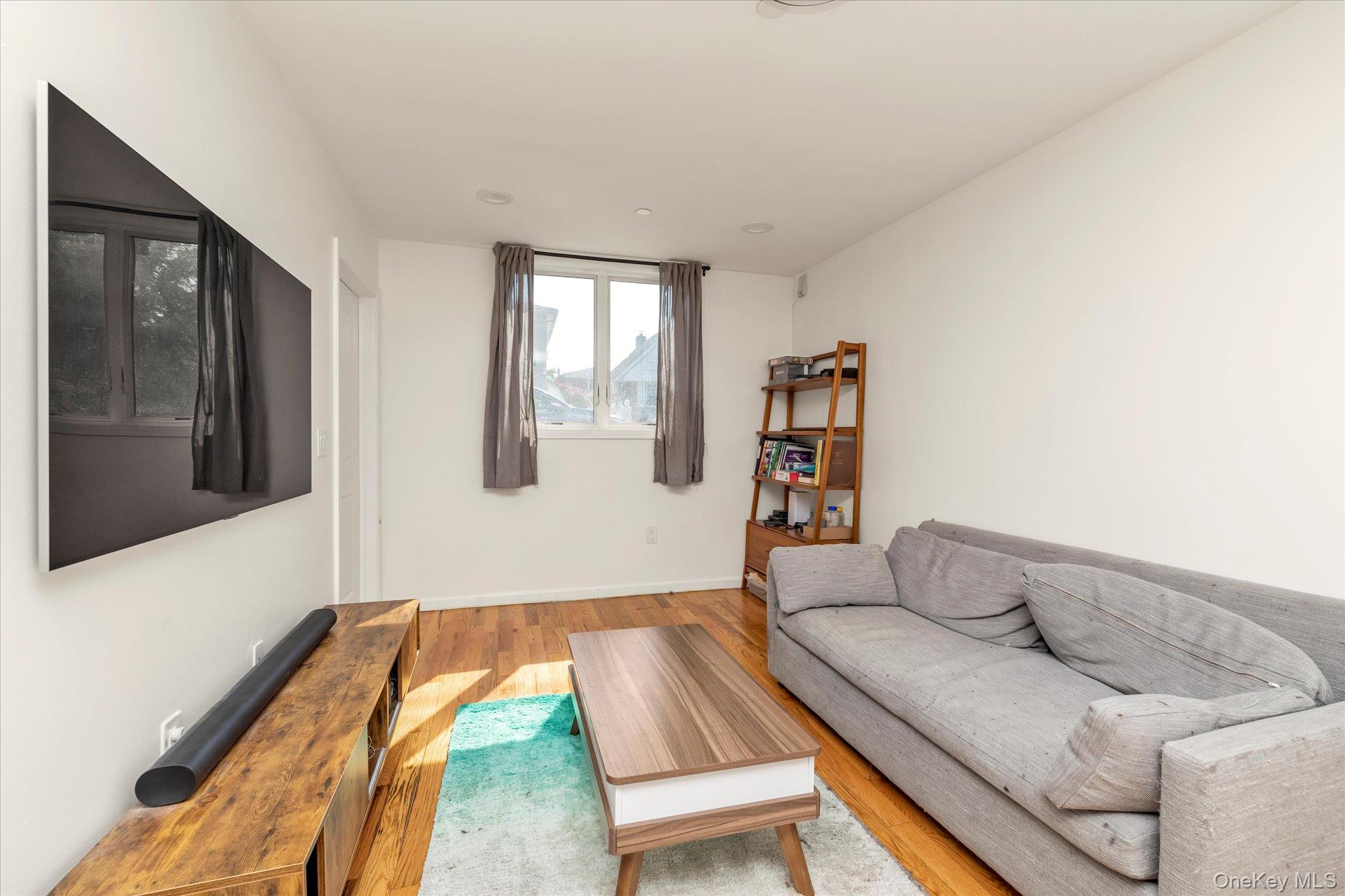 #4 photo, 40-38 194th Street, クイーンズ区 Bayside , NY 11358