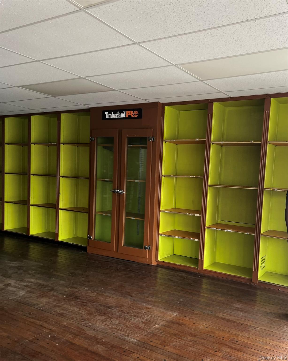 #3 photo, 2929 Long Beach Road, ナッソー郡 Oceanside , NY 11572