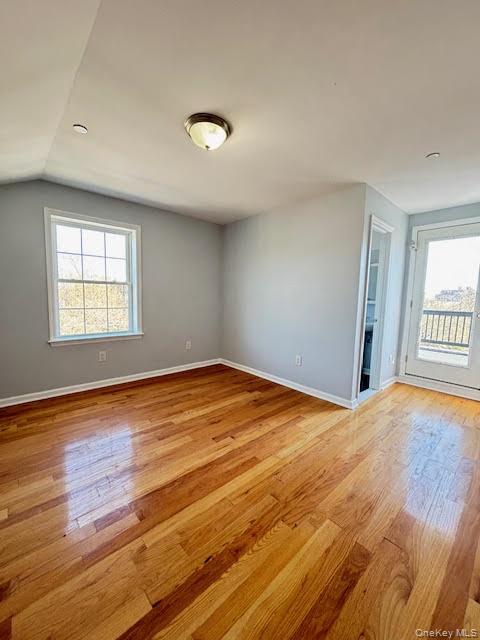 #14 photo, 903 Hicksville Road, クイーンズ区 Far Rockaway , NY 11691