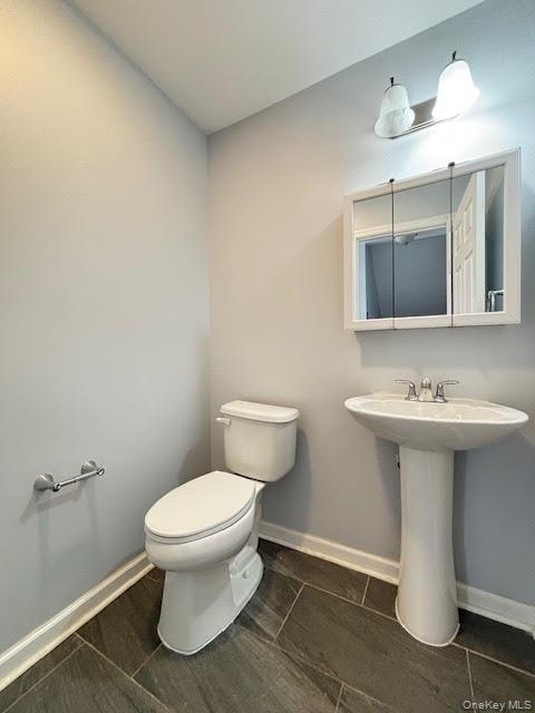 #5 photo, 903 Hicksville Road, クイーンズ区 Far Rockaway , NY 11691