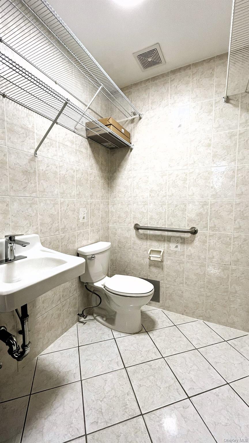 #6 photo, 6709 Woodside Avenue, クイーンズ区 Woodside , NY 11377