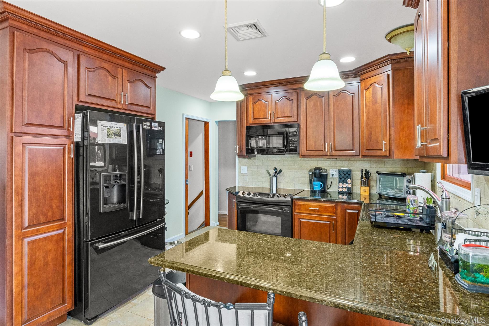 #10 photo, 214 Cypress Street, Massapequa Park , NY 11762