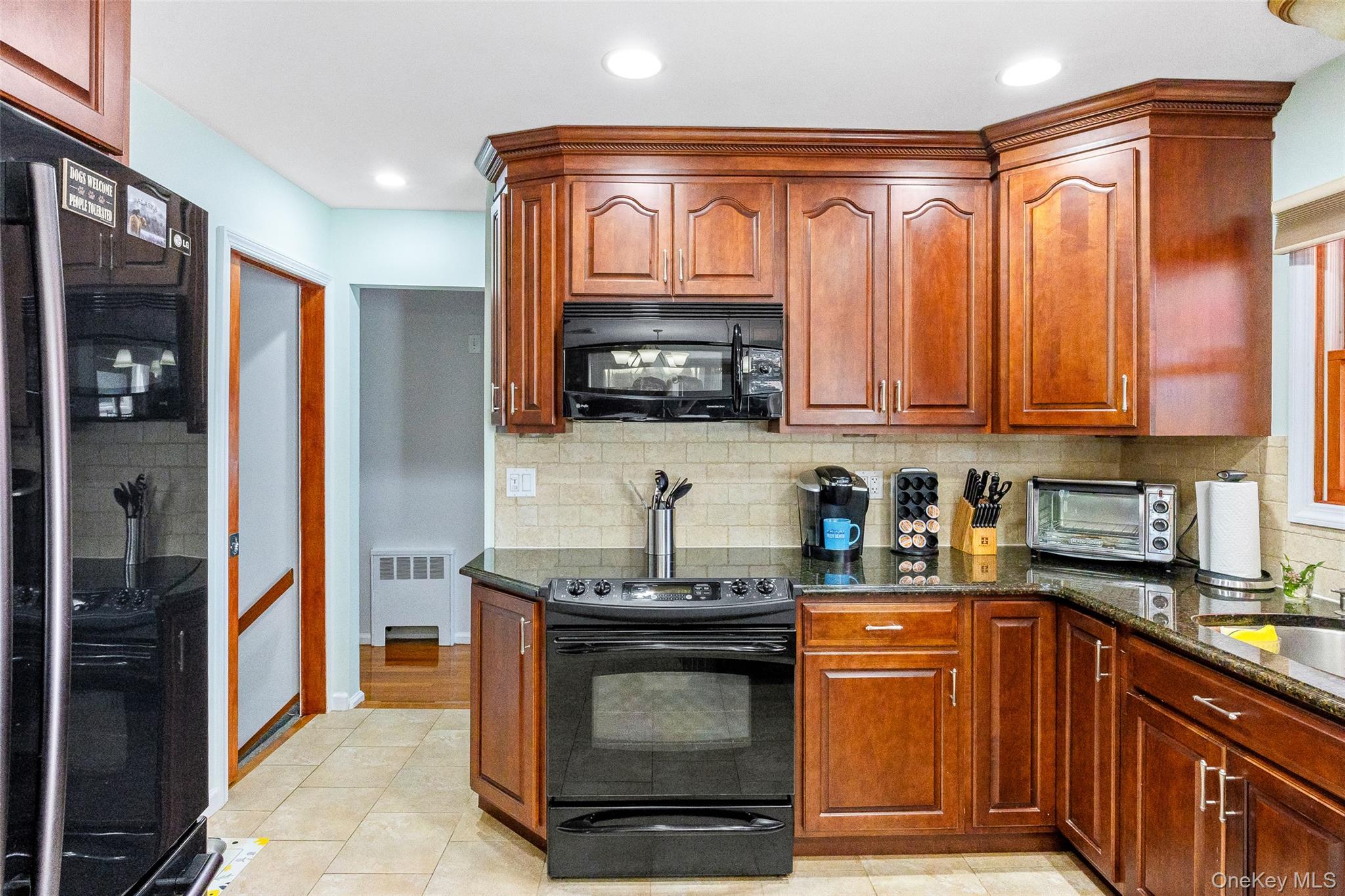 #11 photo, 214 Cypress Street, Massapequa Park , NY 11762