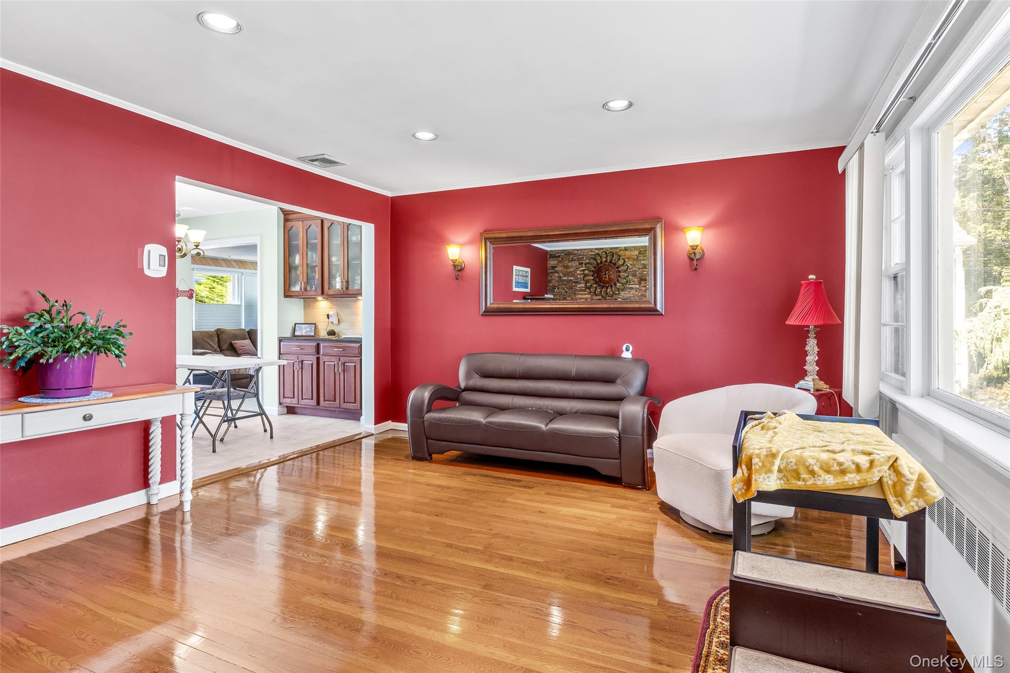 #5 photo, 214 Cypress Street, Massapequa Park , NY 11762