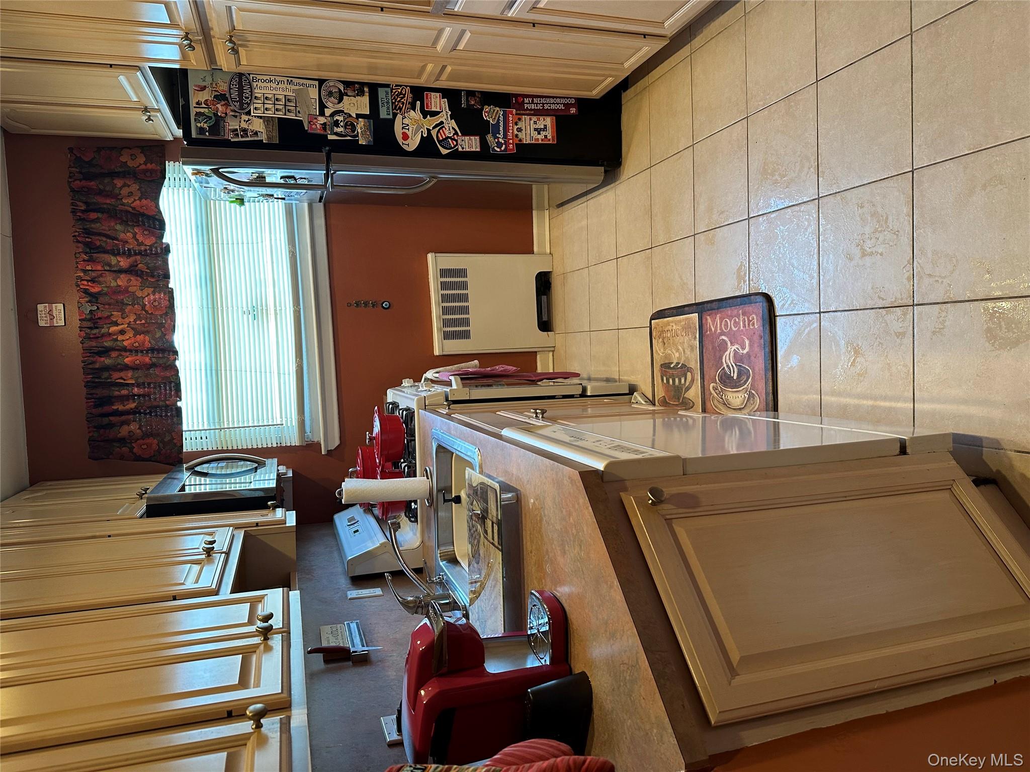 #5 photo, 81-49 268th Street, Floral Park , NY 11040