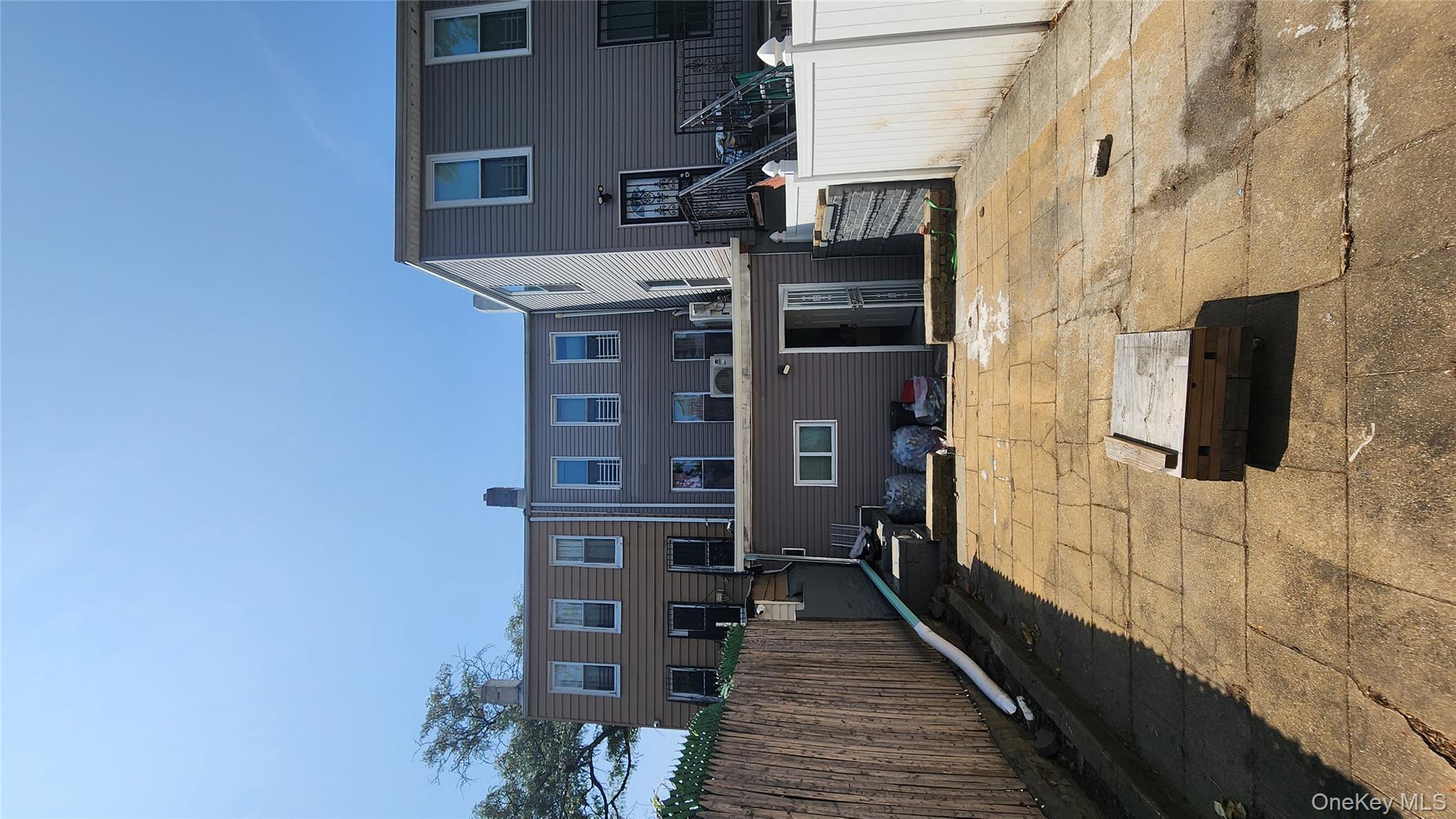 #12 photo, 801 Logan Street, ブルックリン区 Brooklyn , NY 11208