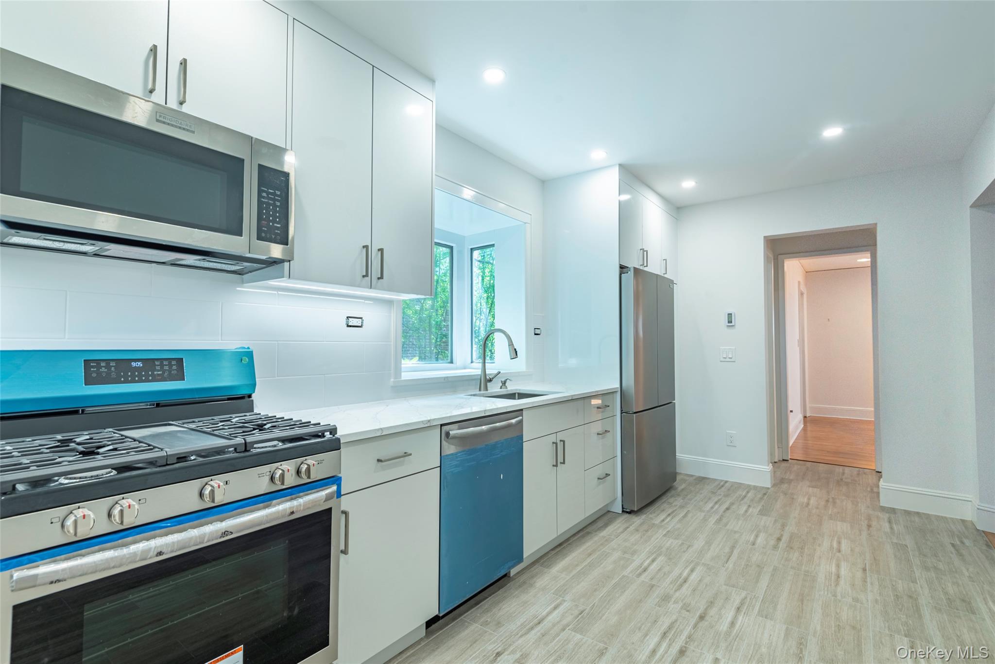 #12 photo, 11 4th Road, Great Neck , NY 11021