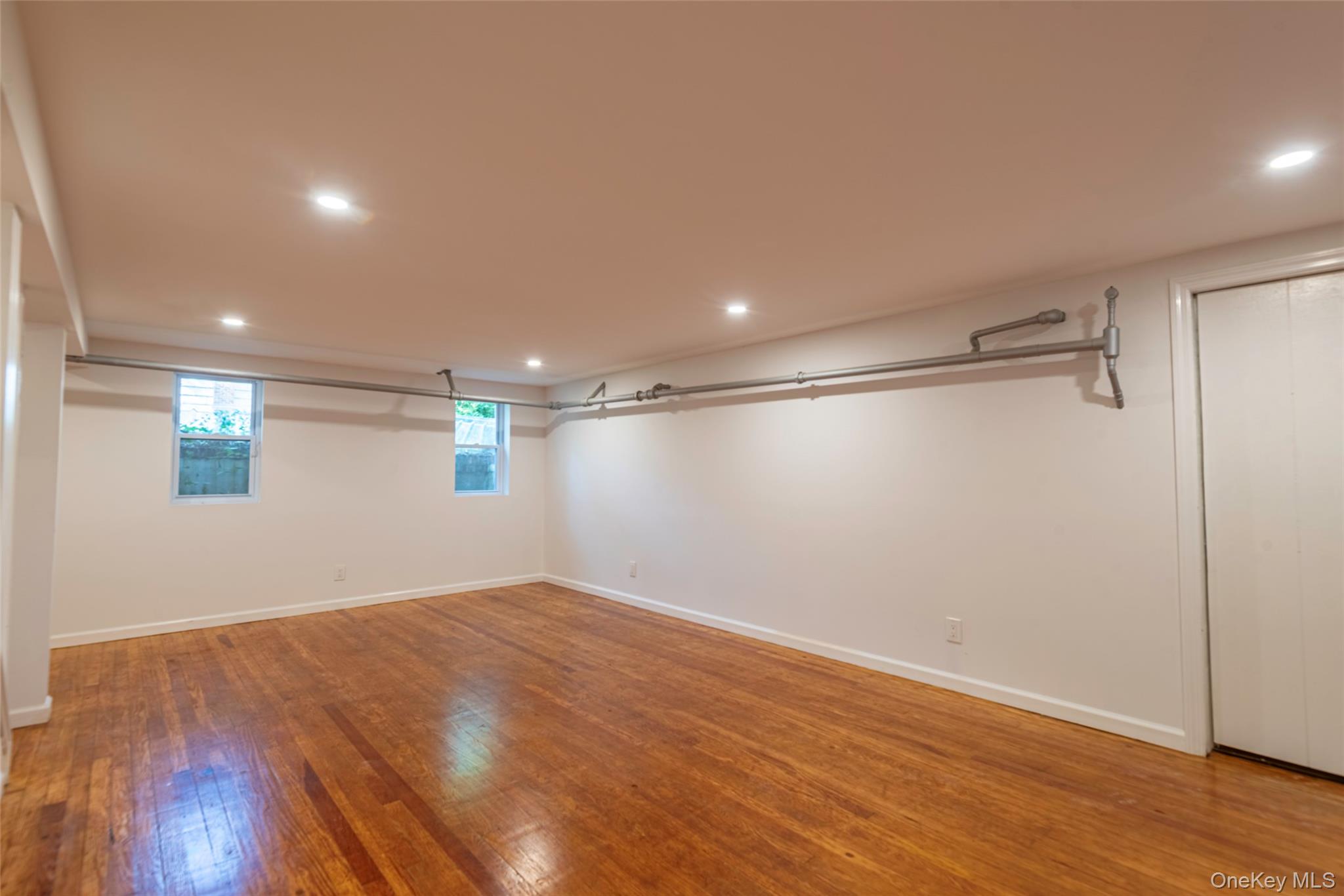 #17 photo, 11 4th Road, Great Neck , NY 11021