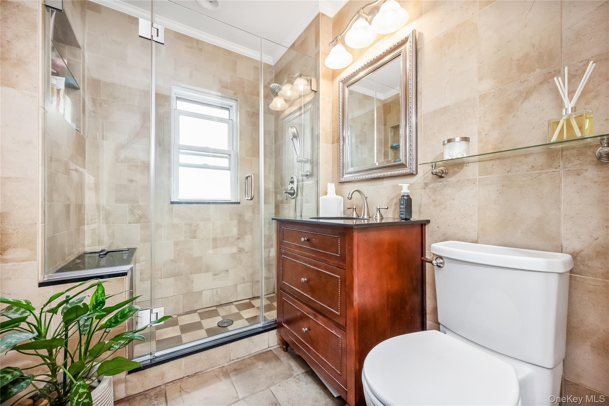 #12 photo, 64-83 83rd Place, Middle Village , NY 11379