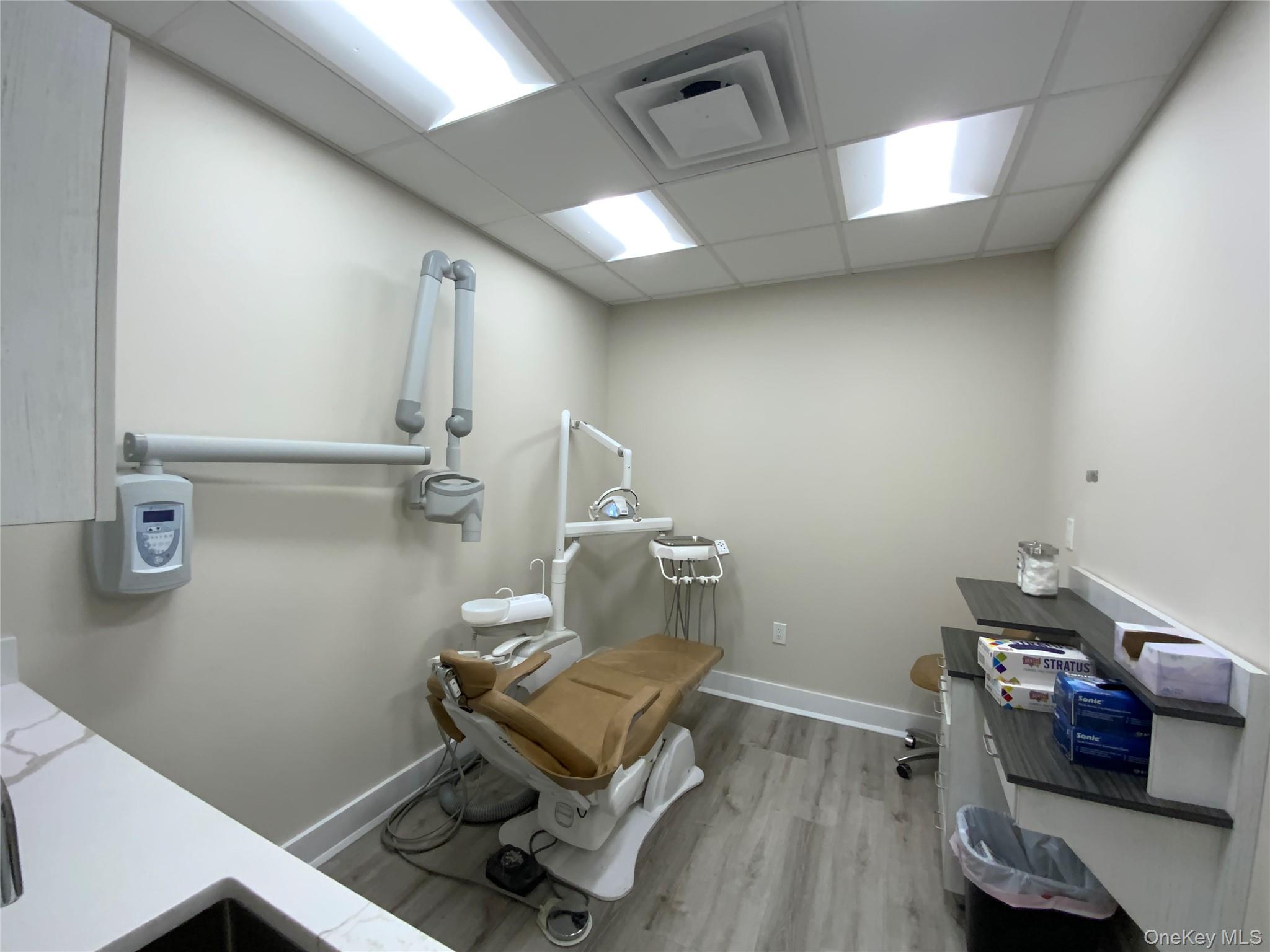 #5 photo, 26234 Grand Central Parkway, クイーンズ区 Floral Park , NY 11005