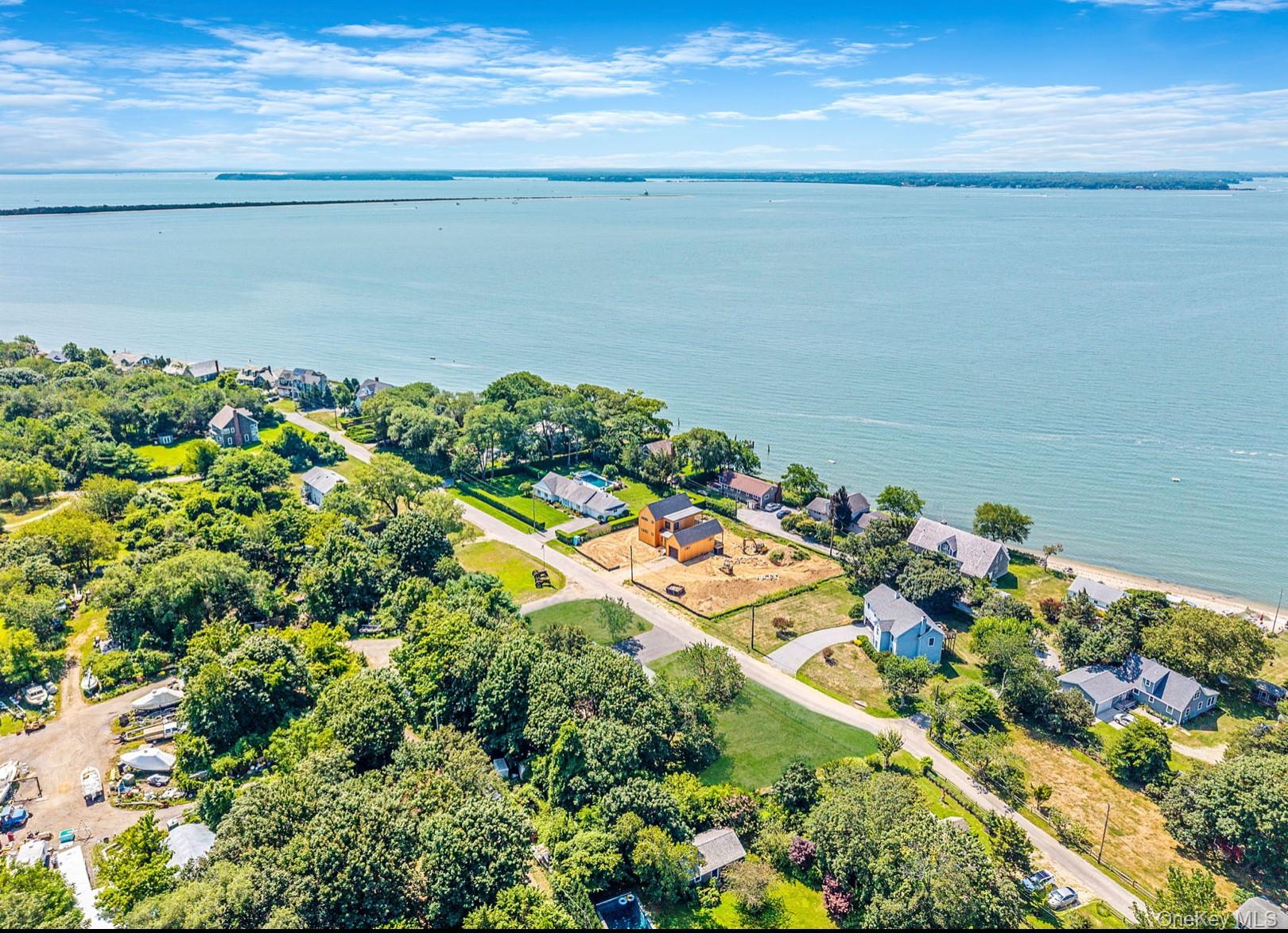 #3 photo, 295 Willow Terrace Lane, サフォーク郡 Orient , NY 11957