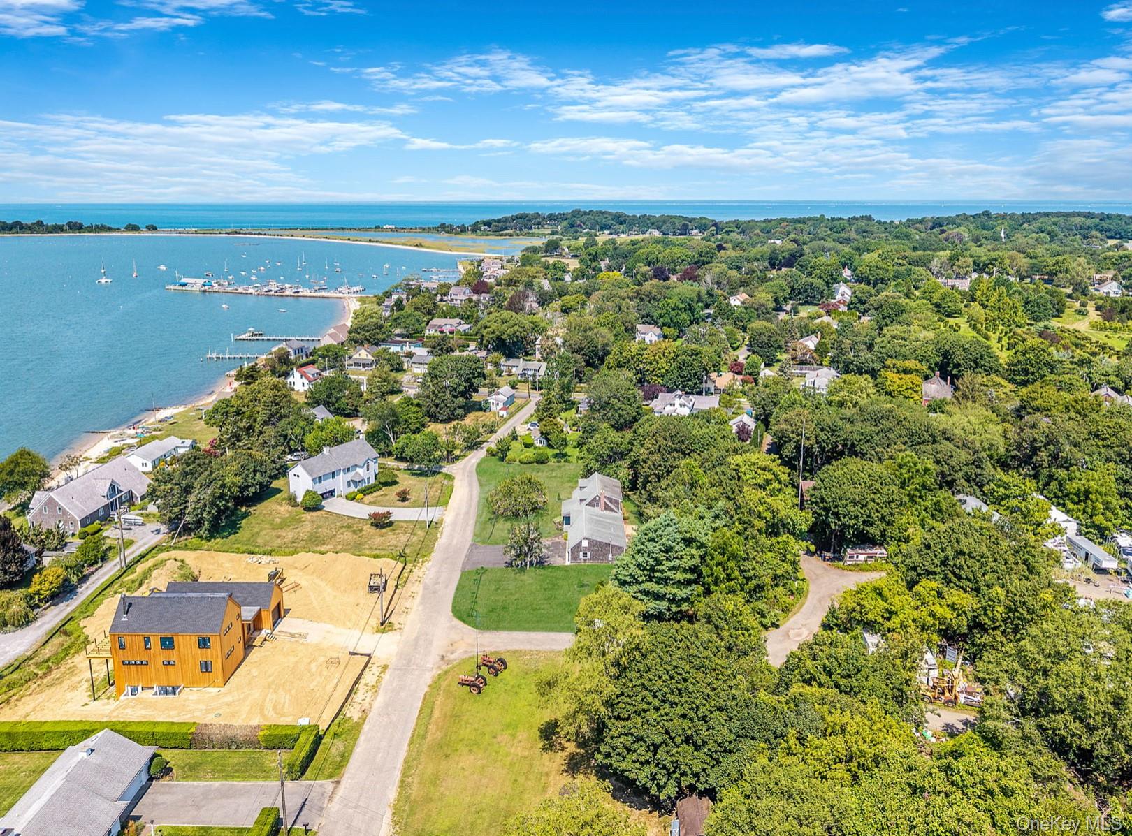 #4 photo, 295 Willow Terrace Lane, サフォーク郡 Orient , NY 11957