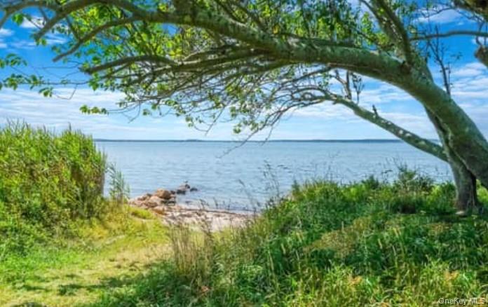 #9 photo, 295 Willow Terrace Lane, サフォーク郡 Orient , NY 11957