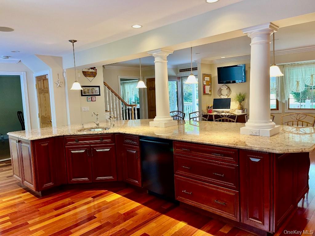 #6 photo, 48 River Heights Drive, Smithtown , NY 11787