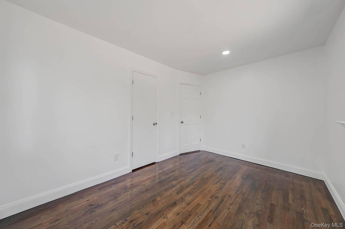 #25 photo, 21 Yucca Road, Rocky Point , NY 11778