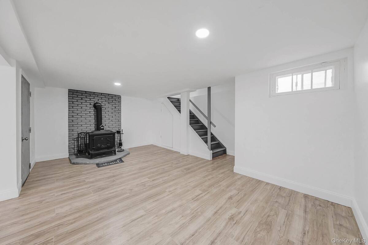 #32 photo, 21 Yucca Road, Rocky Point , NY 11778