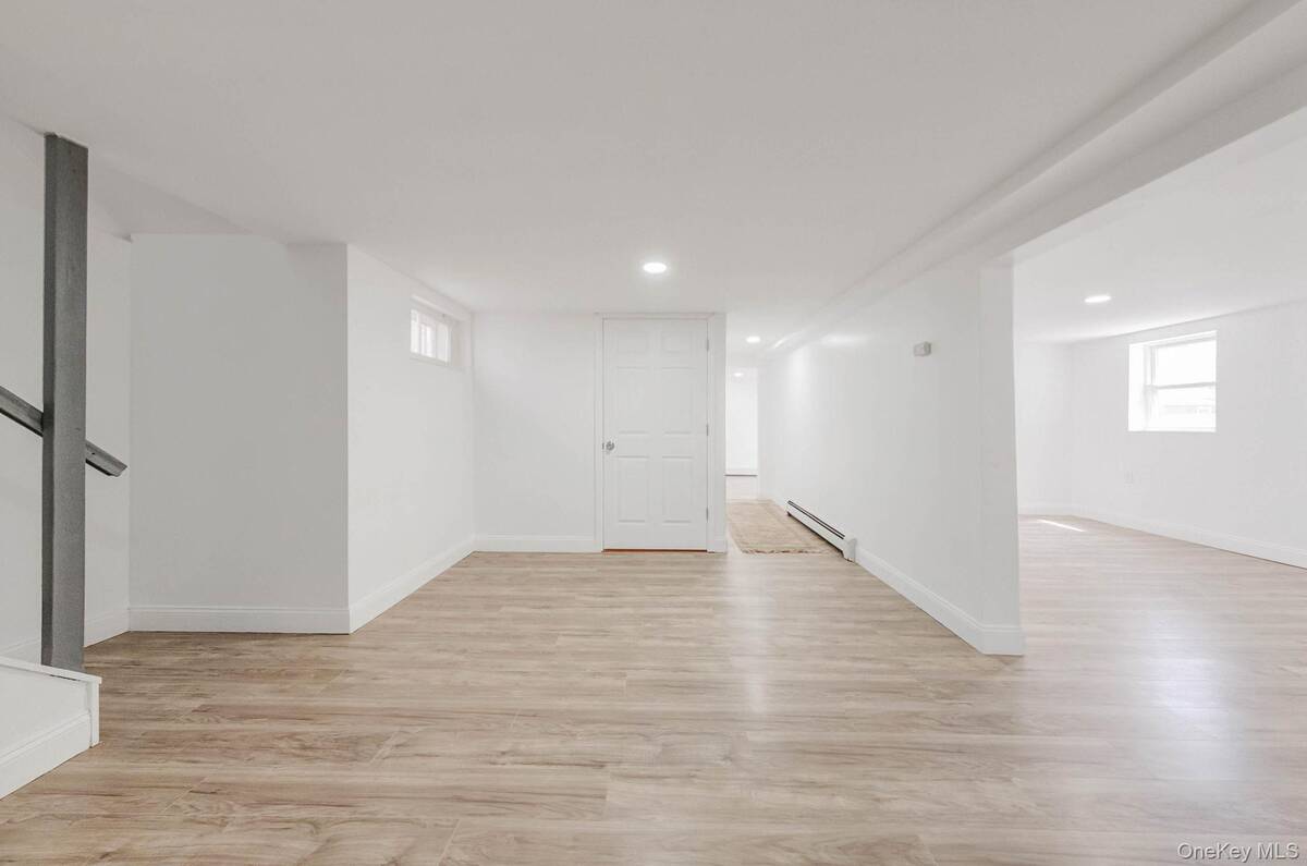 #8 photo, 21 Yucca Road, Rocky Point , NY 11778