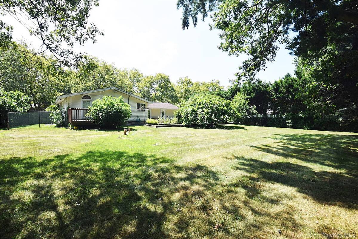 #30 photo, 42 Lauren Avenue, サフォーク郡 Dix Hills , NY 11746