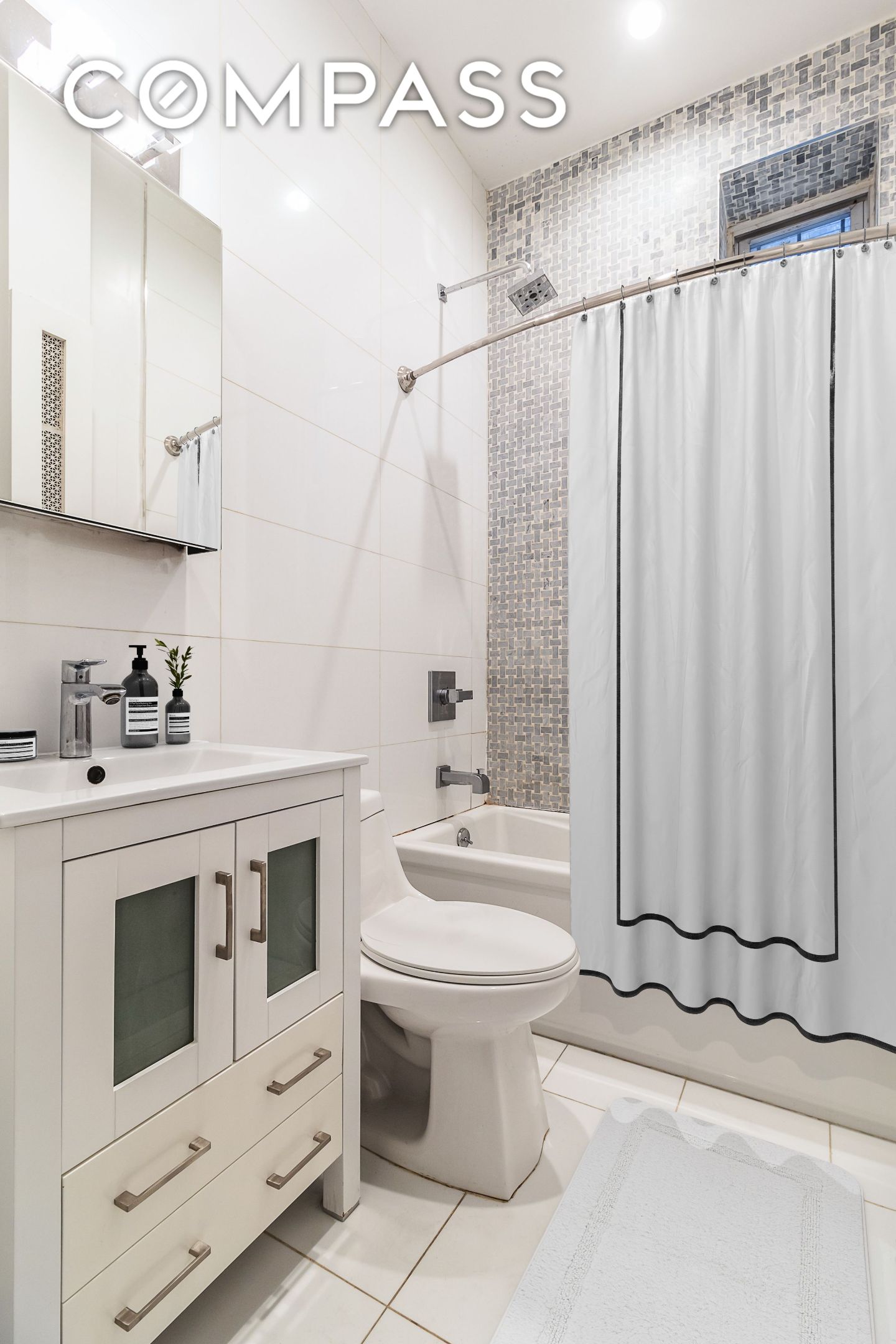 #4 photo, New York City, マンハッタン Upper West Side , NY 10025