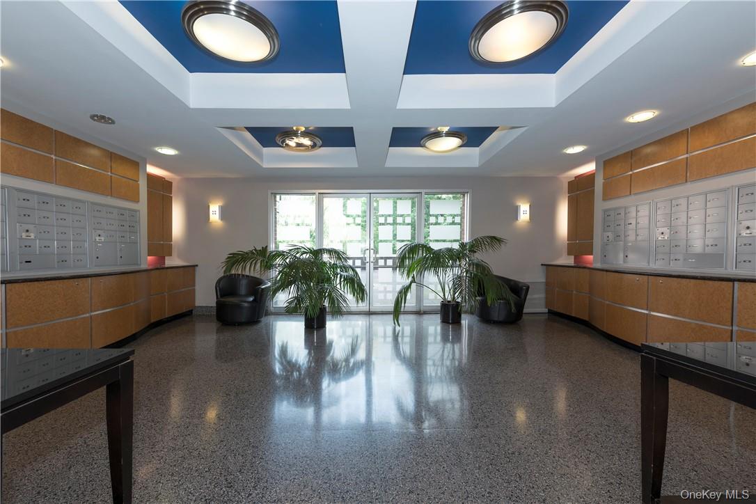 #12 photo, 1133 Midland Avenue, Bronxville , NY 10708