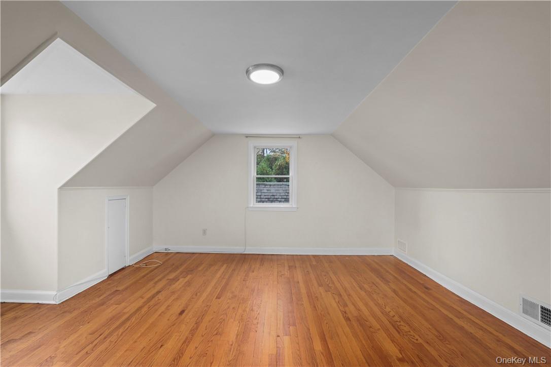 #14 photo, 216 S Poe Street, Hartsdale , NY 10530