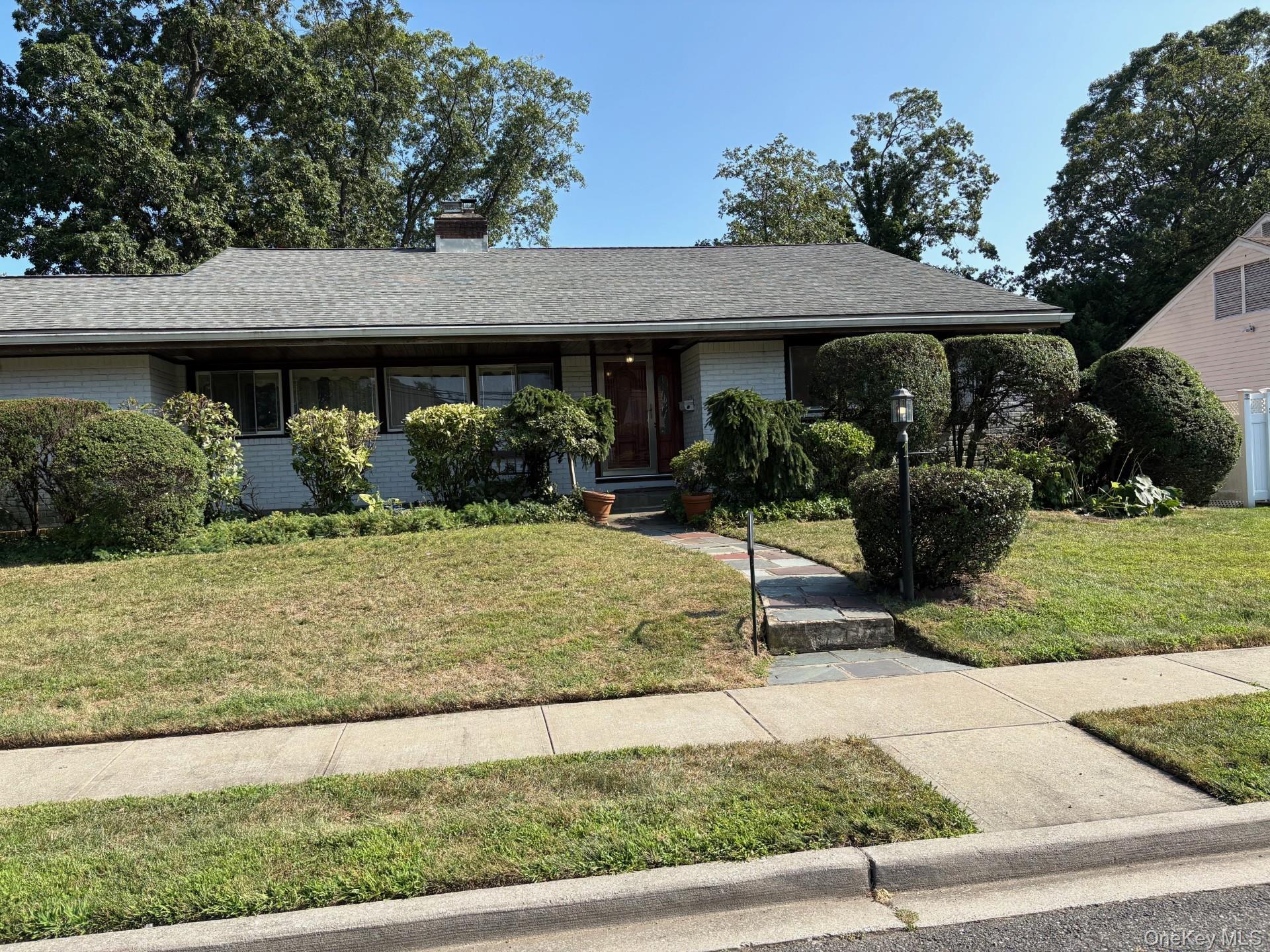 #1 photo, 1 Willowbrook Lane, Freeport , NY 11520