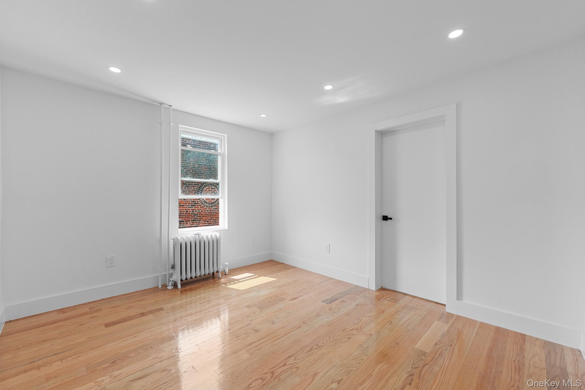 #15 photo, 8771 123rd Street, クイーンズ区 Richmond Hill , NY 11418