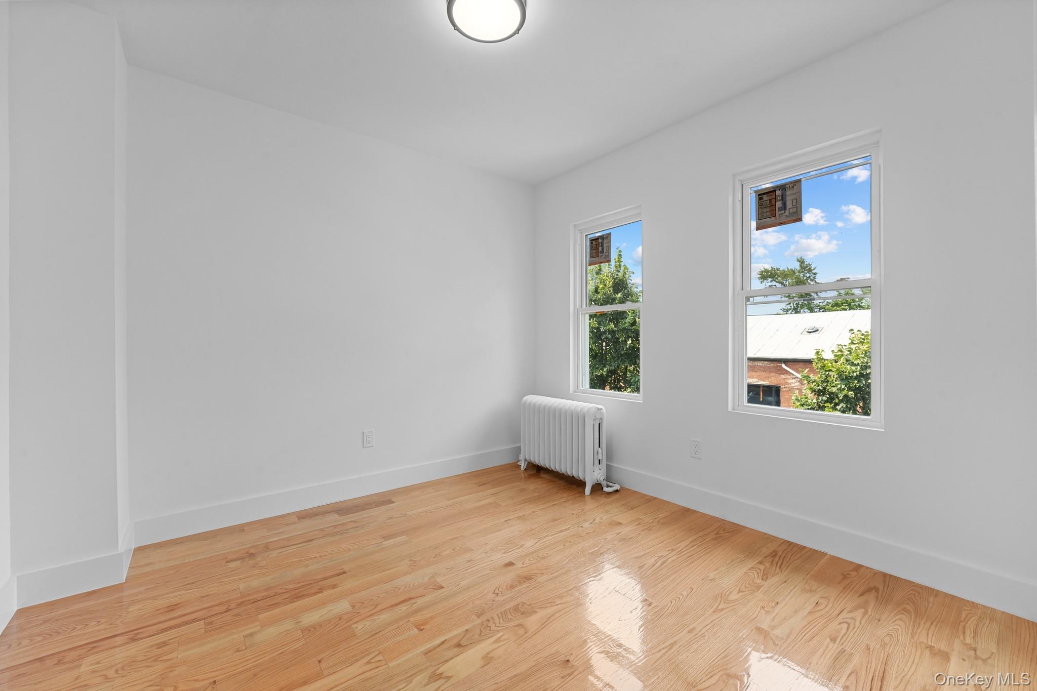 #6 photo, 8771 123rd Street, クイーンズ区 Richmond Hill , NY 11418