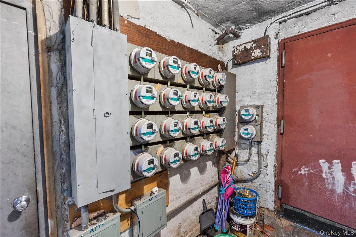 #16 photo, 560 E 189th Street, ブロンクス区 Bronx , NY 10458