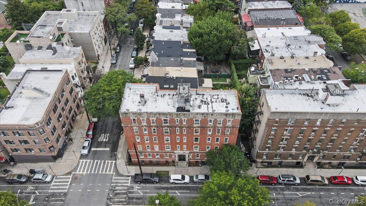 #3 photo, 560 E 189th Street, ブロンクス区 Bronx , NY 10458