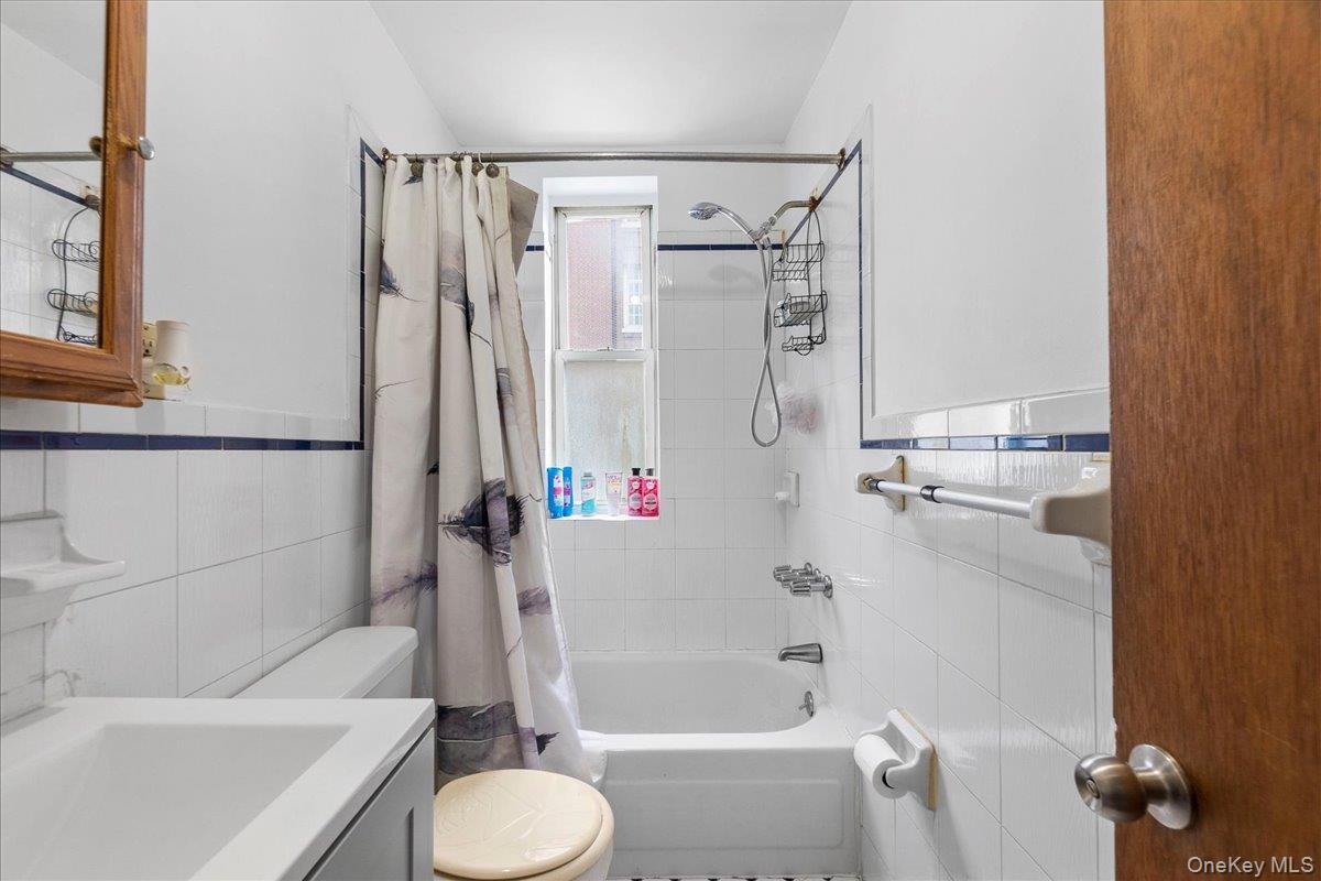 #7 photo, 560 E 189th Street, ブロンクス区 Bronx , NY 10458