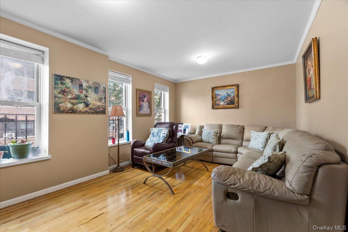 #8 photo, 560 E 189th Street, ブロンクス区 Bronx , NY 10458