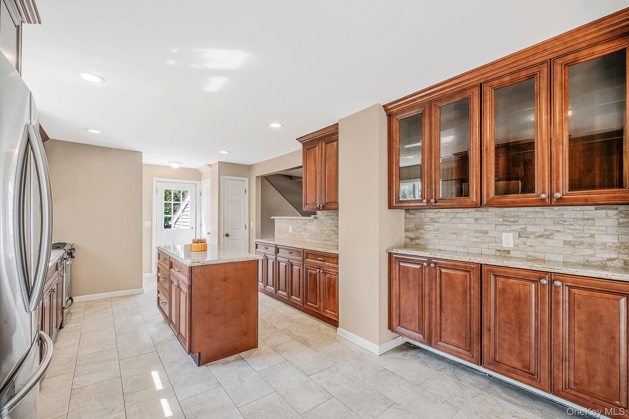 #7 photo, 301 Center Bay Drive, サフォーク郡 West Islip , NY 11795