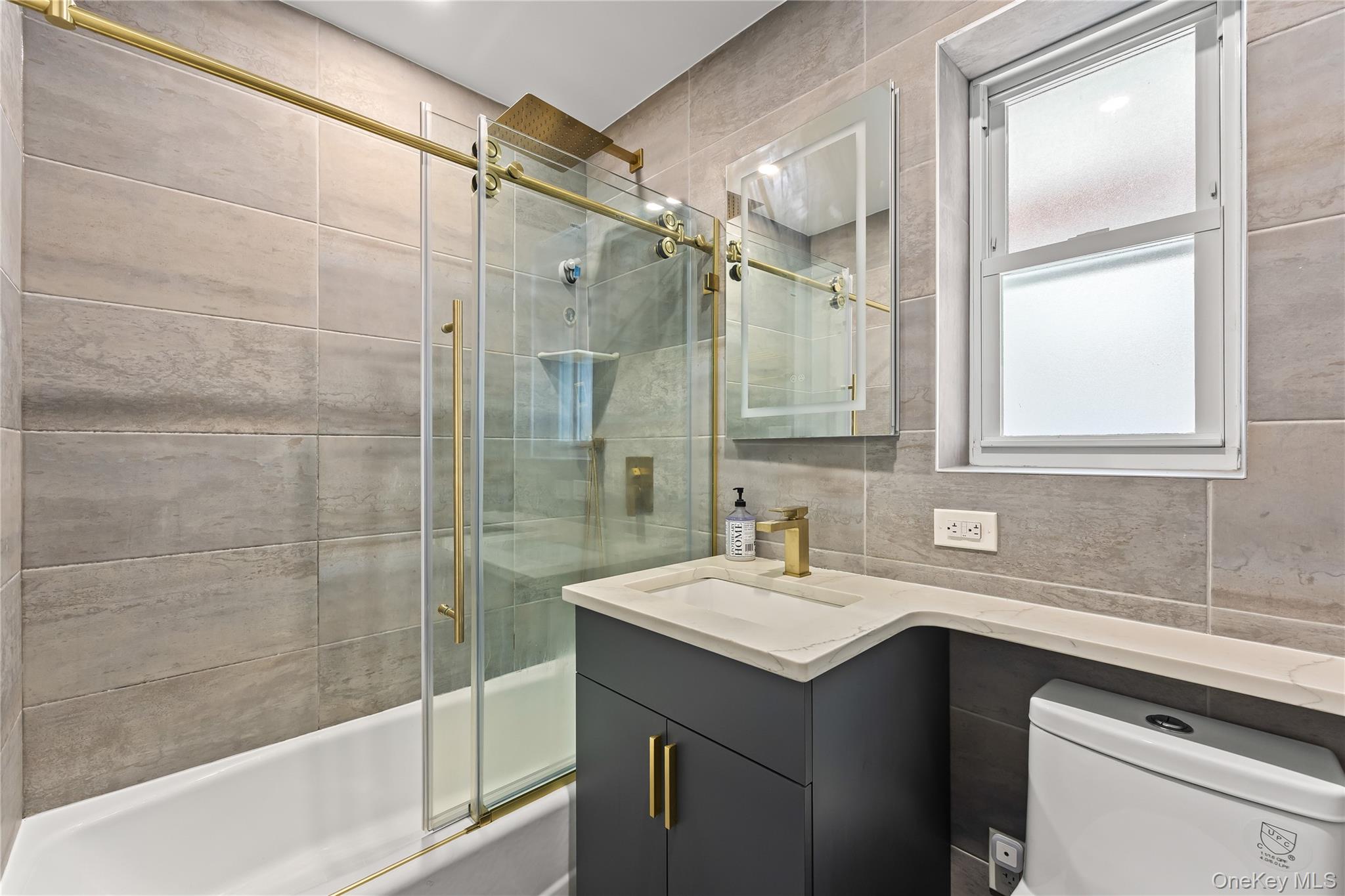 #12 photo, 5631 219th Street, 皇后区 贝塞 Bayside , NY 11364