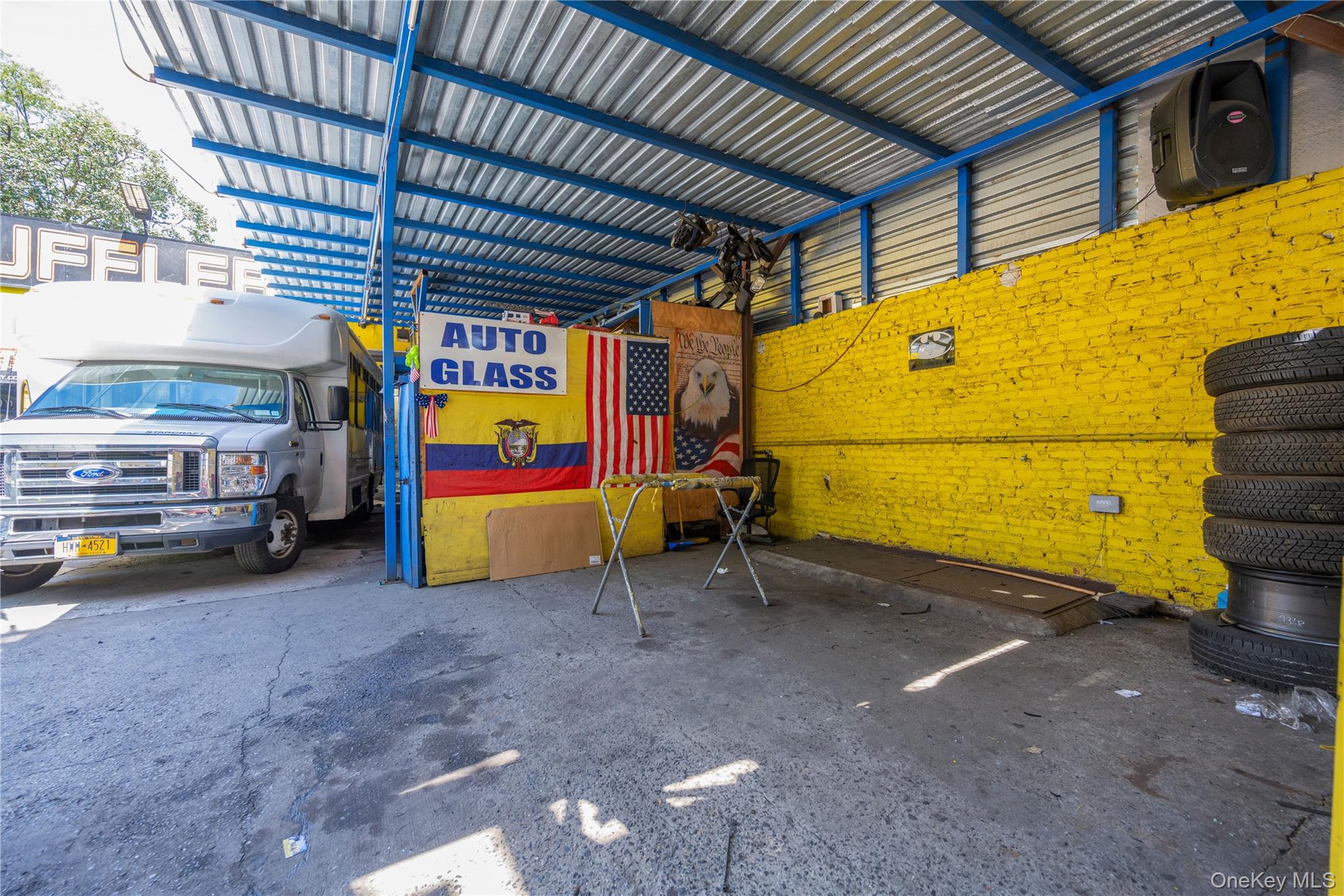 #2 photo, 112-13 Roosevelt Avenue, クイーンズ区 Corona , NY 11368