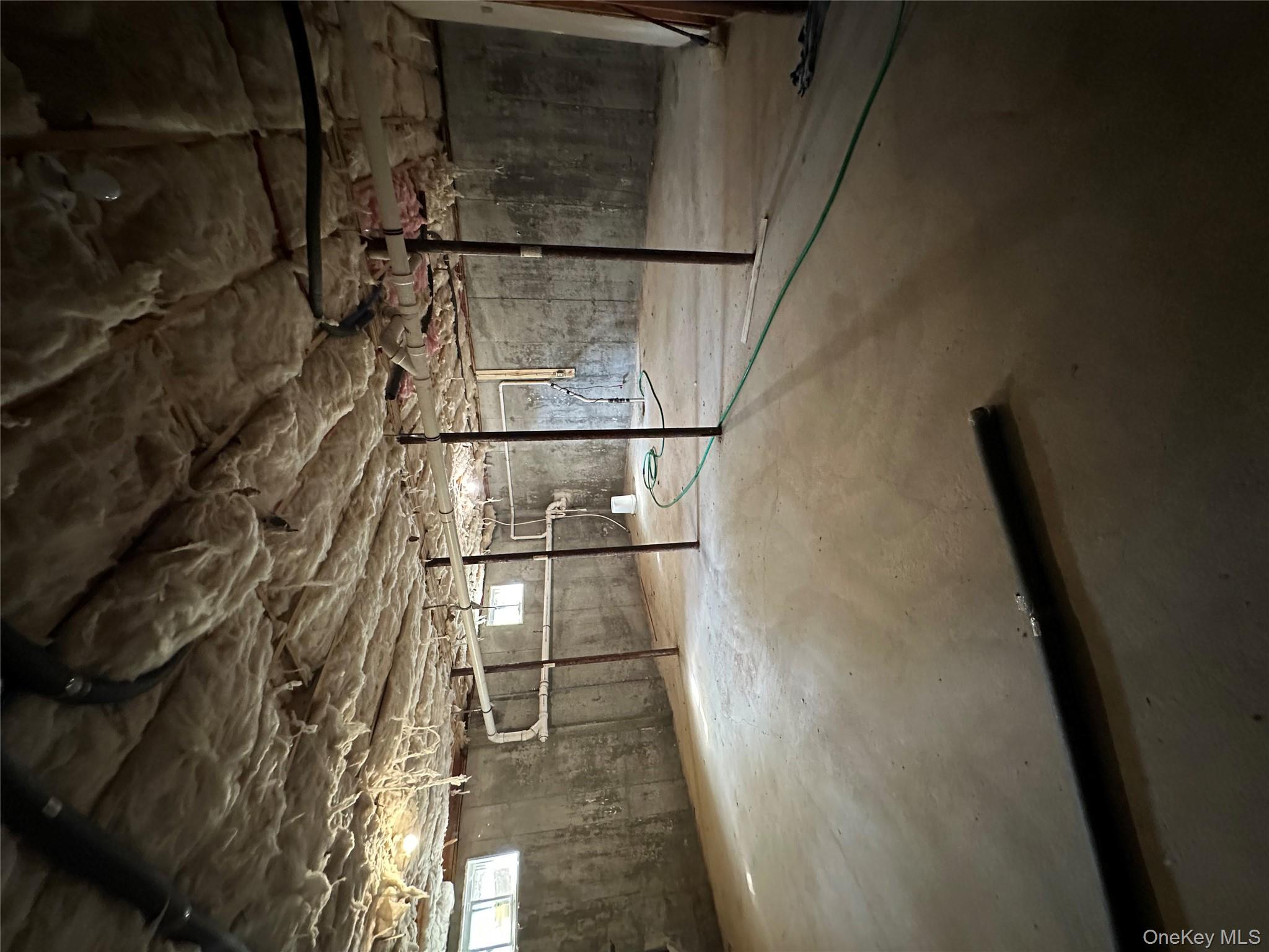 #7 photo, 161 Washington Drive, サフォーク郡 Mastic Beach , NY 11951