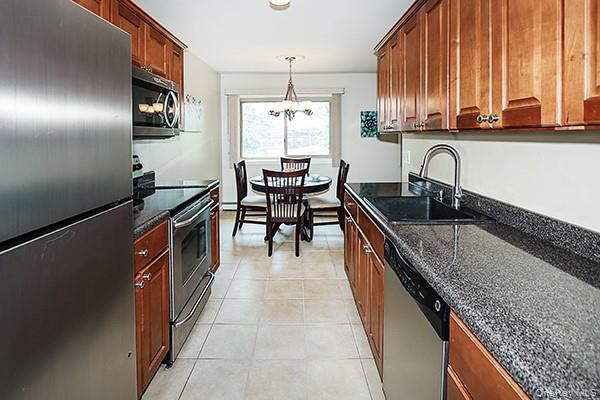 #6 photo, 2449 Union Boulevard, サフォーク郡 Islip , NY 11751