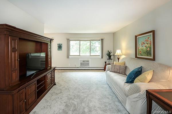 #9 photo, 2449 Union Boulevard, サフォーク郡 Islip , NY 11751