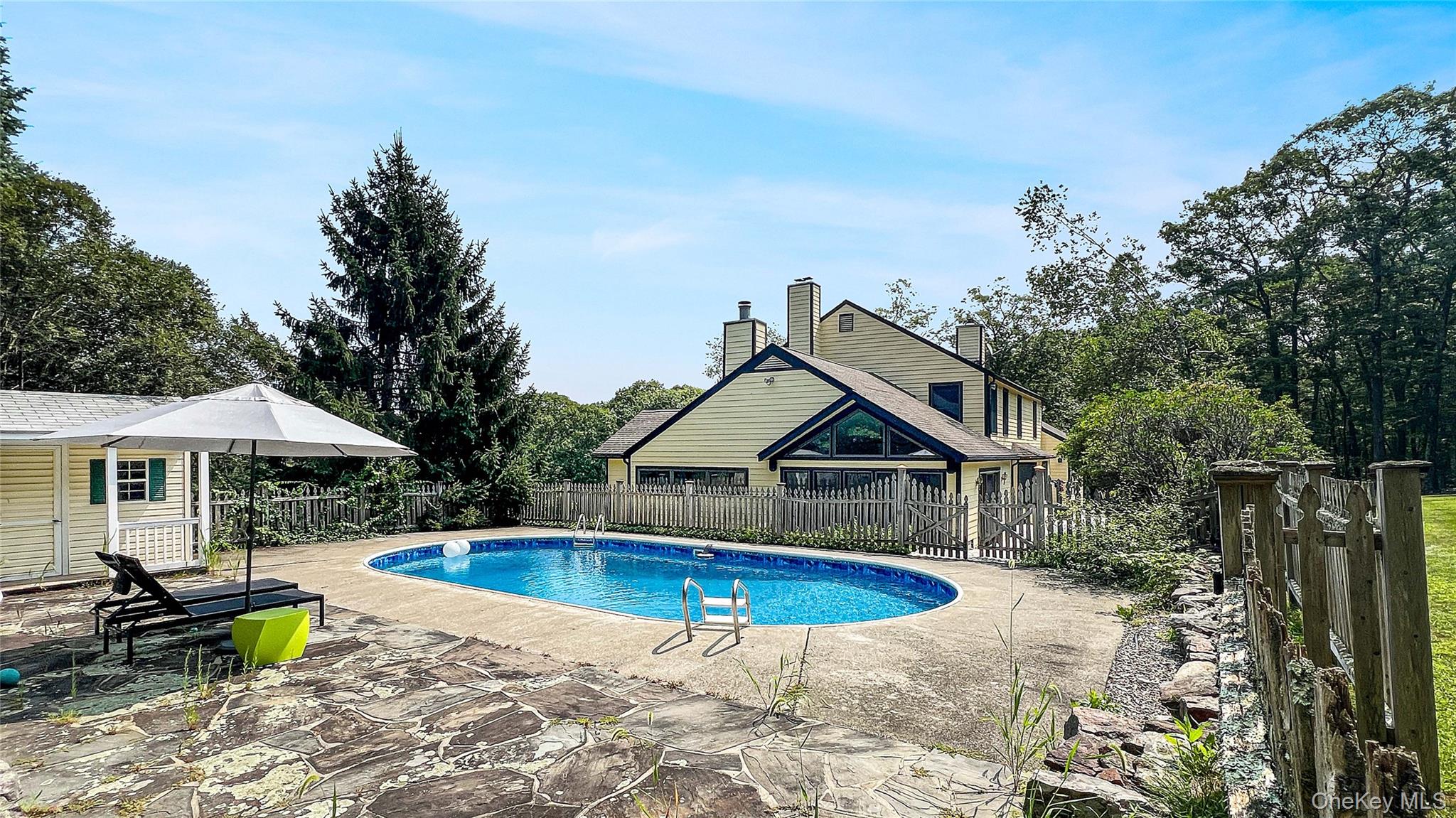 #18 photo, 701 Route 301, Cold Spring , NY 10579