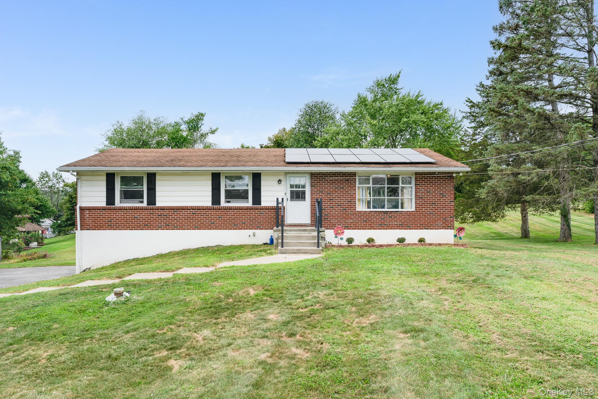 #1 photo, 177 Highland Avenue, Marlboro , NY 12542