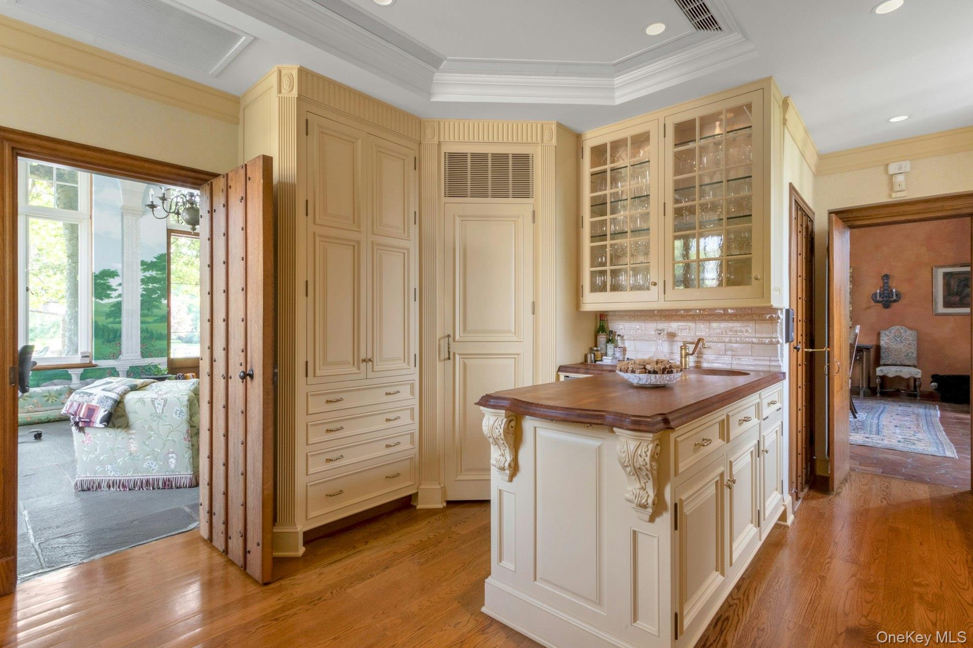 #19 photo, 120 Ridge Road, Tuxedo Park , NY 10987