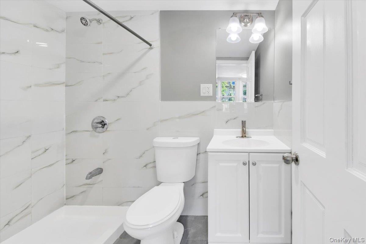 #19 photo, 310 W 238th Street, ブロンクス区 Bronx , NY 10463