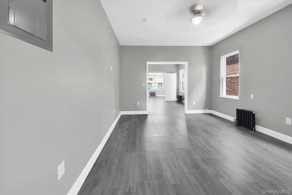 #7 photo, 310 W 238th Street, ブロンクス区 Bronx , NY 10463