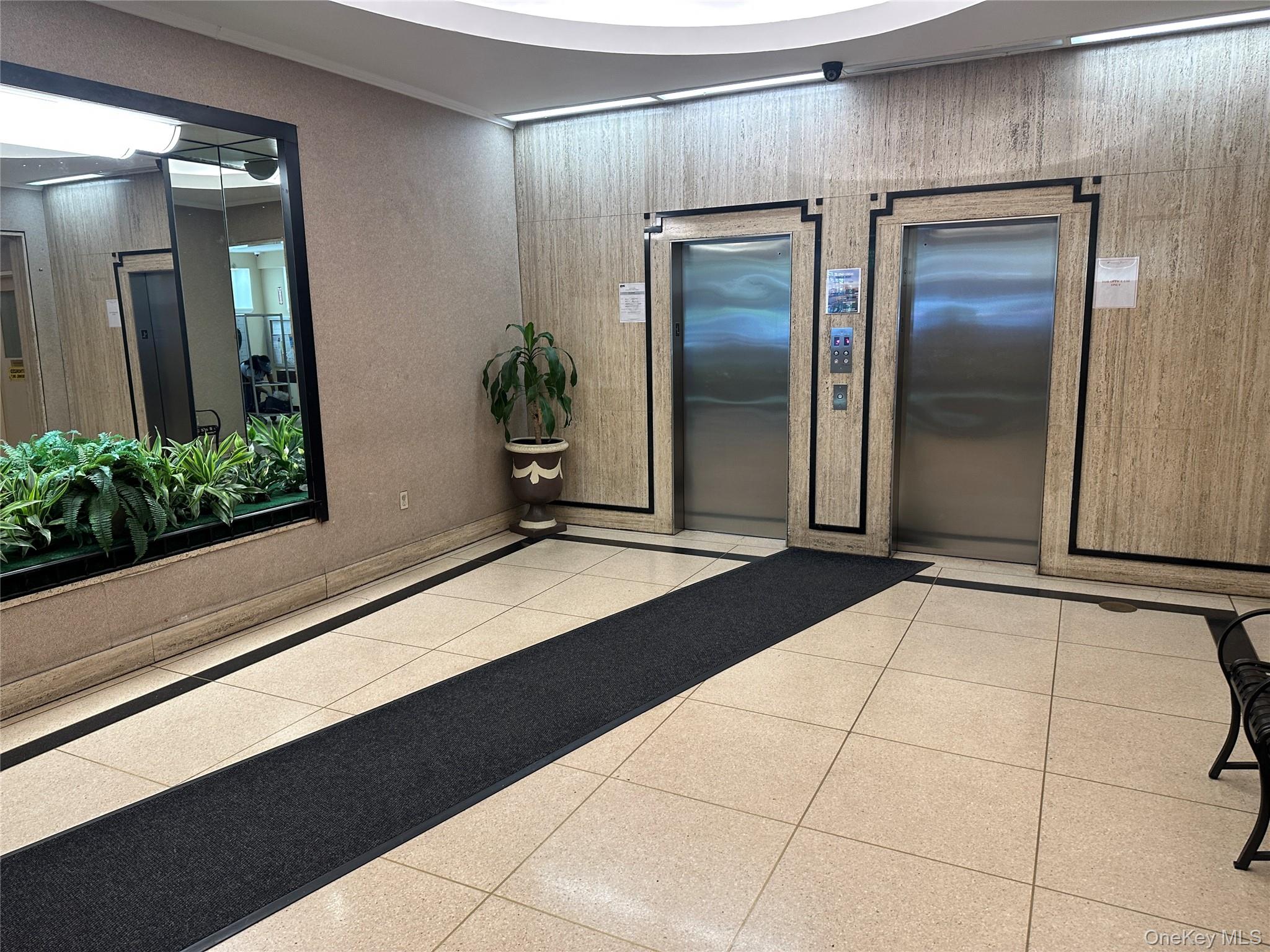 #2 photo, 1020 Grand Concourse, ブロンクス区 Bronx , NY 10451