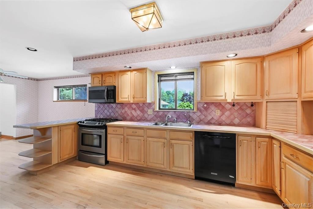 #8 photo, 4 Mack Place, Monroe , NY 10950