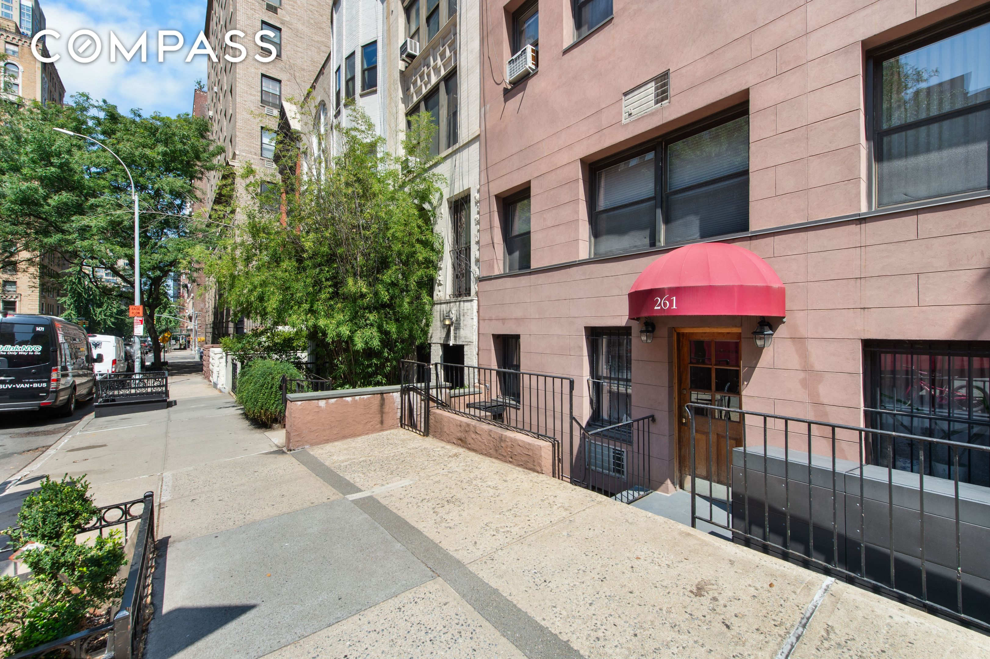 #14 photo, 261 W 71st Street, マンハッタン Upper West Side , NY 10023