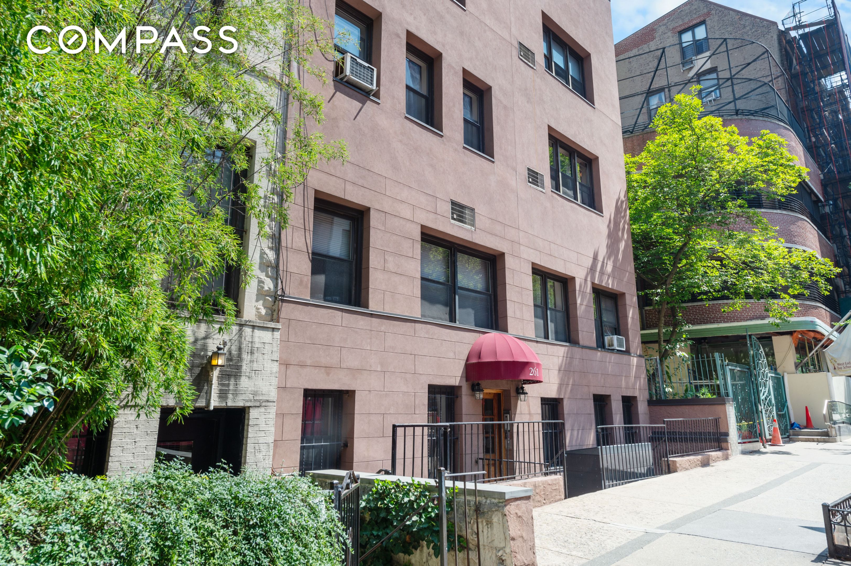 #15 photo, 261 W 71st Street, マンハッタン Upper West Side , NY 10023
